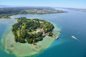 Luftaufnahme der Insel Mainau im Bodensee